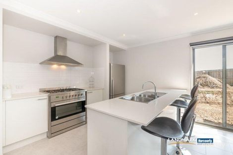 Property photo of 1 Blacker Way Bannockburn VIC 3331