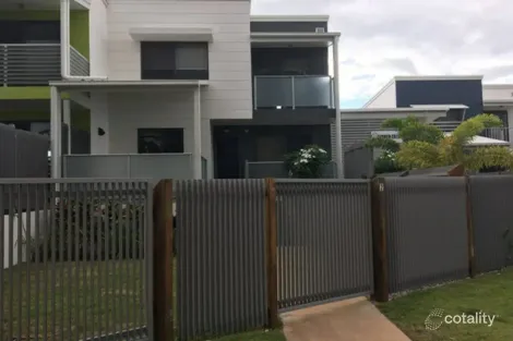 2/9 Fisher St, West Gladstone, QLD 4680