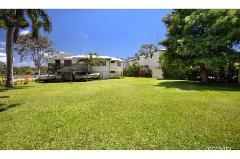 Property photo of 31 Hilton Esplanade Tewantin QLD 4565