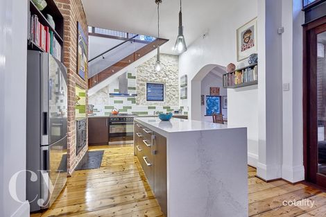 Property photo of 8 Knutsford Street Fremantle WA 6160