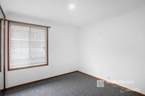 Property photo of 6/4 Macleay Place Albion Park NSW 2527