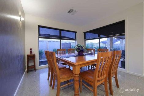 Property photo of 8 Brokenwood Court Langwarrin VIC 3910