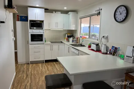 Property photo of 17 Howard Street Roma QLD 4455