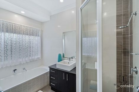 Property photo of 3 Davidson Close Redlynch QLD 4870