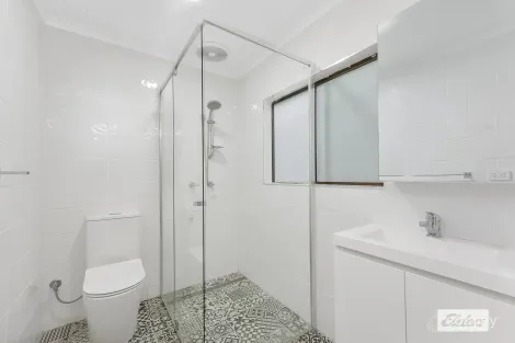 Property photo of 9 Kenneth Place Mannering Park NSW 2259