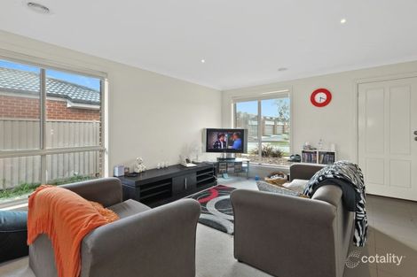 Property photo of 6 Oberon Street Alfredton VIC 3350