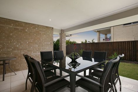 Property photo of 204 Billinghurst Crescent Upper Coomera QLD 4209