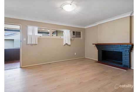 Property photo of 27 Illawong Street Zillmere QLD 4034