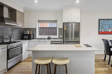 Property photo of 14/4 Gordon Crescent Romsey VIC 3434