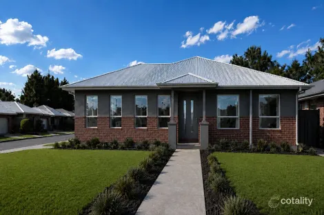 14/4 Gordon Cres, Romsey, VIC 3434