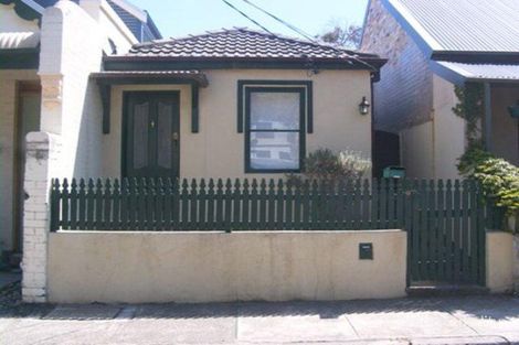 9 Gladstone St, Enmore, NSW 2042