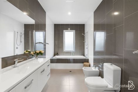 Property photo of 16 Tabbara Crescent Crace ACT 2911