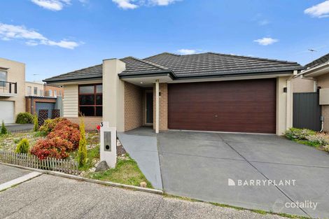 Property photo of 3 Edgeware Close Pakenham VIC 3810