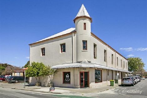 2/13 James St, Fremantle, WA 6160