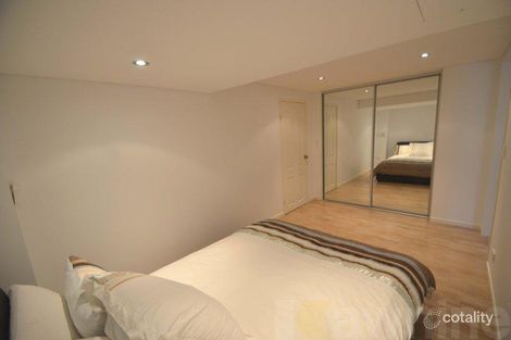 16 Avon Grn, West Pennant Hills, NSW 2125