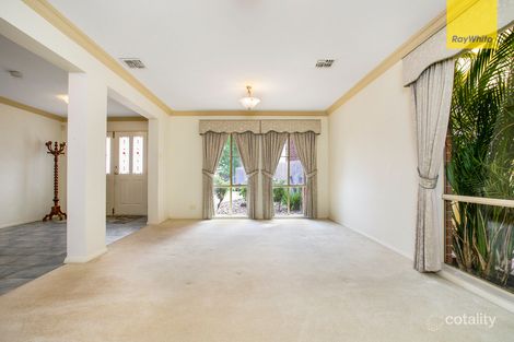 Property photo of 4 Strachan Close Taylors Lakes VIC 3038