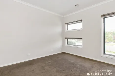 Property photo of 15 Skyline Drive Warragul VIC 3820