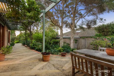 Property photo of 12 Rosserdale Crescent Mount Eliza VIC 3930
