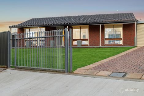 Property photo of 4 Vincent Court Hackham SA 5163