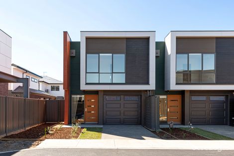 Property photo of 27 Stonewood Circuit Hadfield VIC 3046