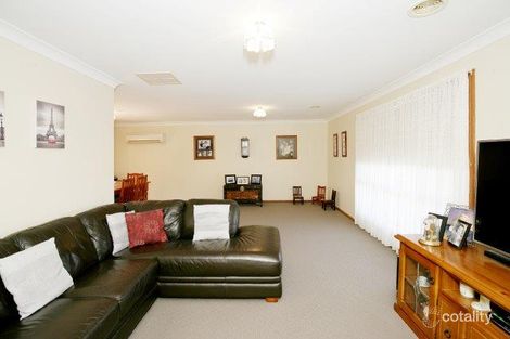 Property photo of 44 Avocet Drive Estella NSW 2650