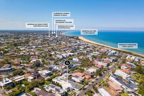 Property photo of 36 McIndoe Parade Parkdale VIC 3195