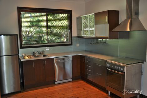 Property photo of 27 Oldham Crescent Hilton WA 6163