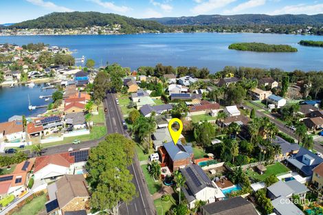 Property photo of 128 Helmsman Boulevard St Huberts Island NSW 2257