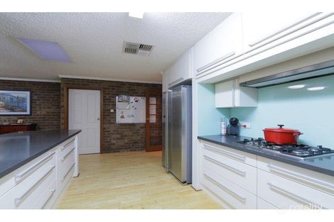 Property photo of 6 Gregory Court Noranda WA 6062