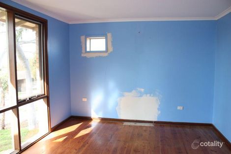 Property photo of 18 Olympia Crescent Hackham West SA 5163