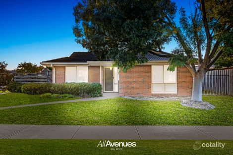 31 Lawless Dr, Cranbourne North, VIC 3977