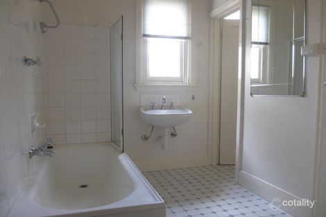 Property photo of 40 Newham Grove Ormond VIC 3204