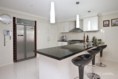 Property photo of 4 Parlette Terrace South Morang VIC 3752