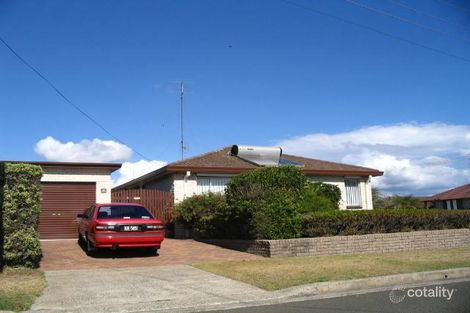 2 Little Lake Cres, Warilla, NSW 2528