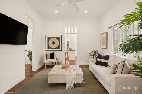 Property photo of 11 Eric Road Holland Park QLD 4121