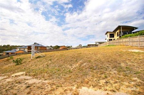 Property photo of 2 Thames Place Mount Martha VIC 3934