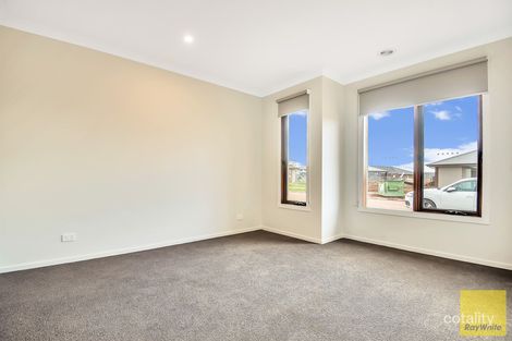 Property photo of 8 Receiver Road Aintree VIC 3336
