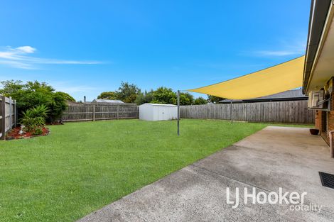 Property photo of 7 Maltravers Crescent Cranbourne North VIC 3977