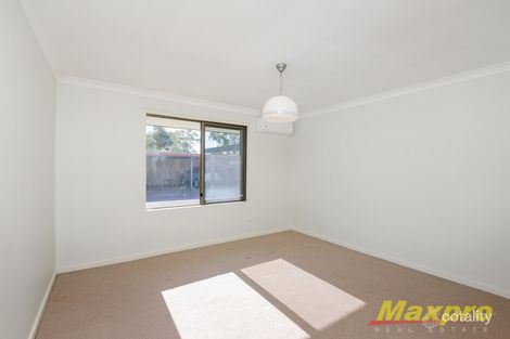 Property photo of 4/30 Blenny Close Cannington WA 6107