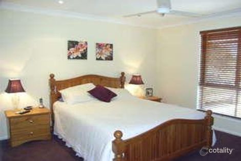 Property photo of 18 Kareela Court Kippa-Ring QLD 4021