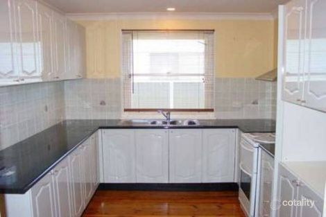 Property photo of 30 Georges Crescent Georges Hall NSW 2198