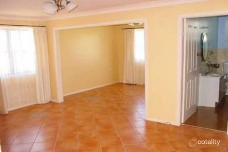 Property photo of 30 Georges Crescent Georges Hall NSW 2198