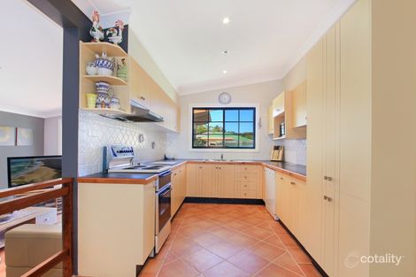 Property photo of 53 Waratah Street Windang NSW 2528