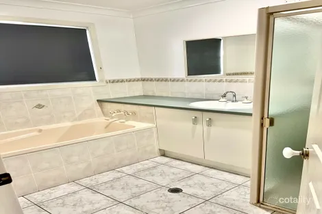 Property photo of 12 Davis Place Warwick QLD 4370