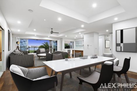 Property photo of 8312 Magnolia Drive East Hope Island QLD 4212