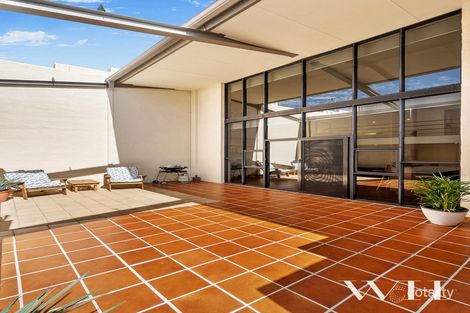 Property photo of 18 Little Lefroy Lane South Fremantle WA 6162