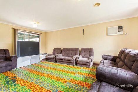 Property photo of 13 Justin Court Narre Warren VIC 3805