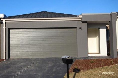 7 Dunstan St, Cranbourne East, VIC 3977