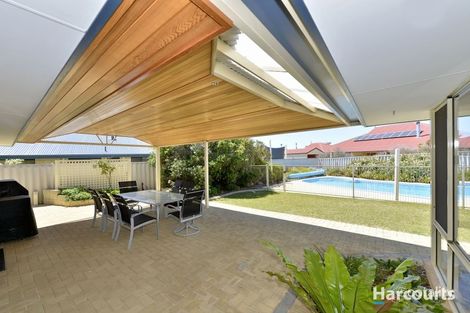 Property photo of 4 Caravel Way Halls Head WA 6210