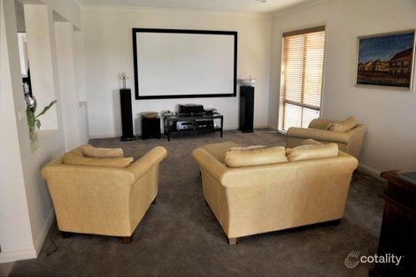 Property photo of 48 Waranga Drive Kialla VIC 3631